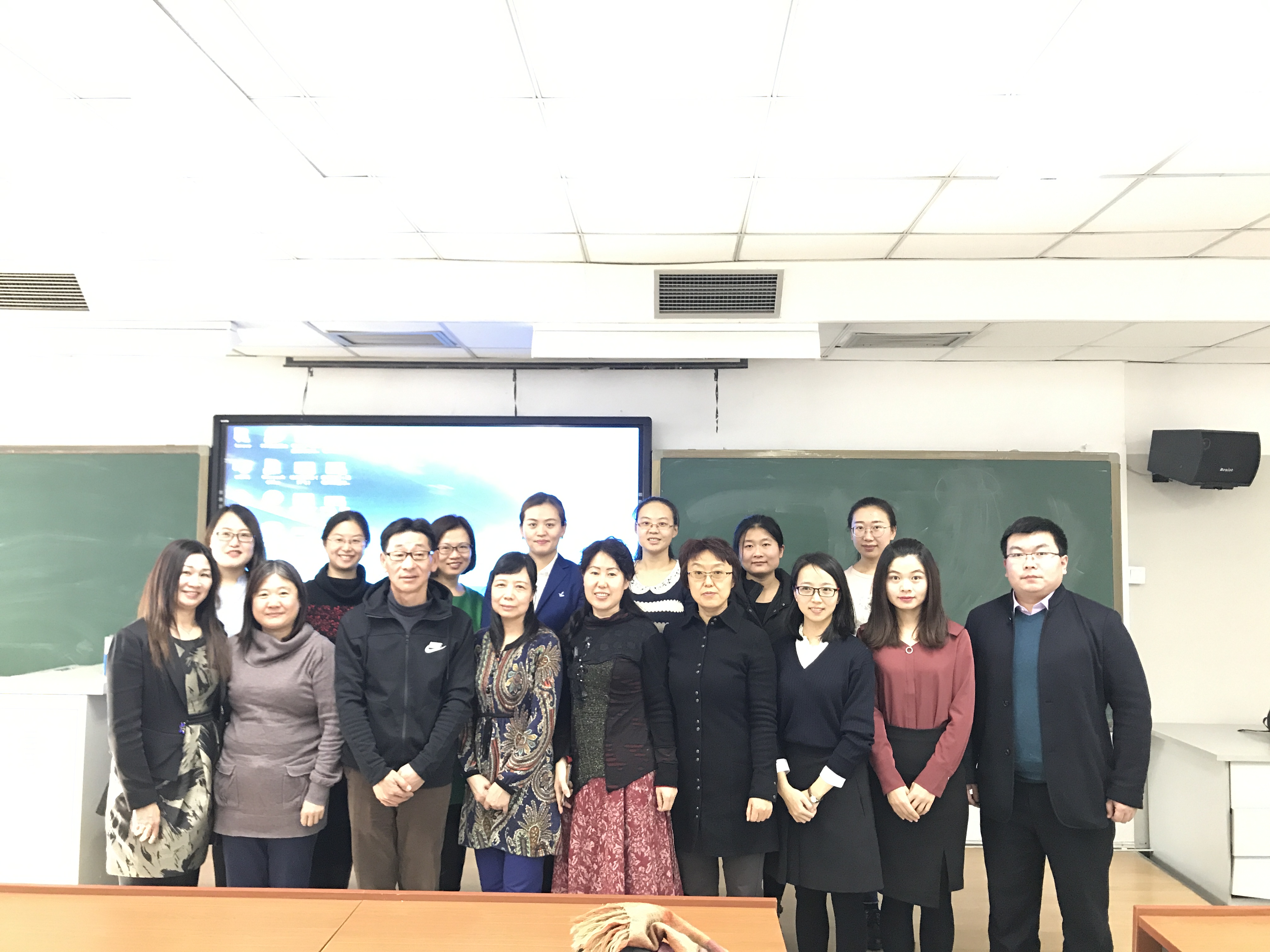 老哥俱乐部-老哥必备的交流社区