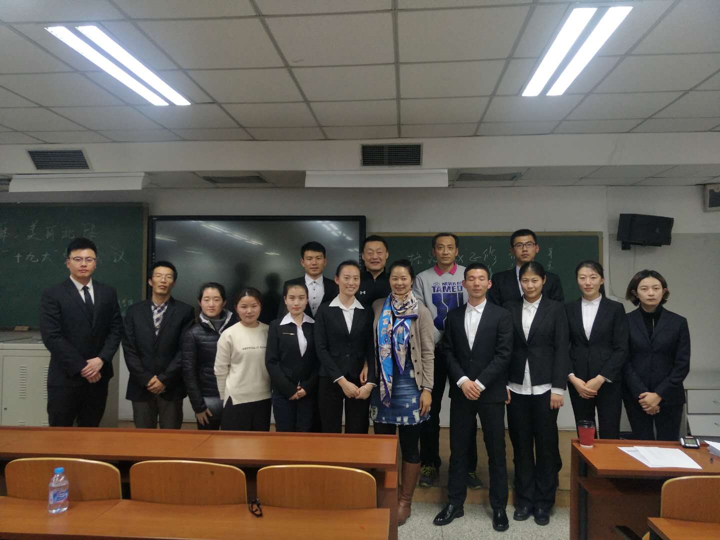 老哥俱乐部-老哥必备的交流社区