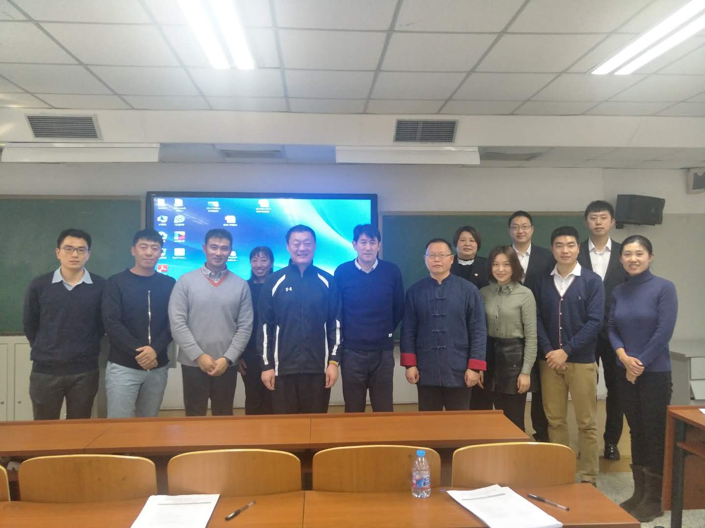 老哥俱乐部-老哥必备的交流社区