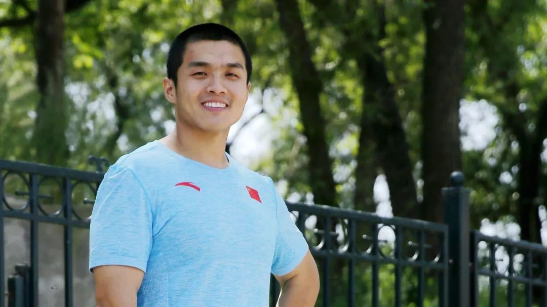 老哥俱乐部-老哥必备的交流社区