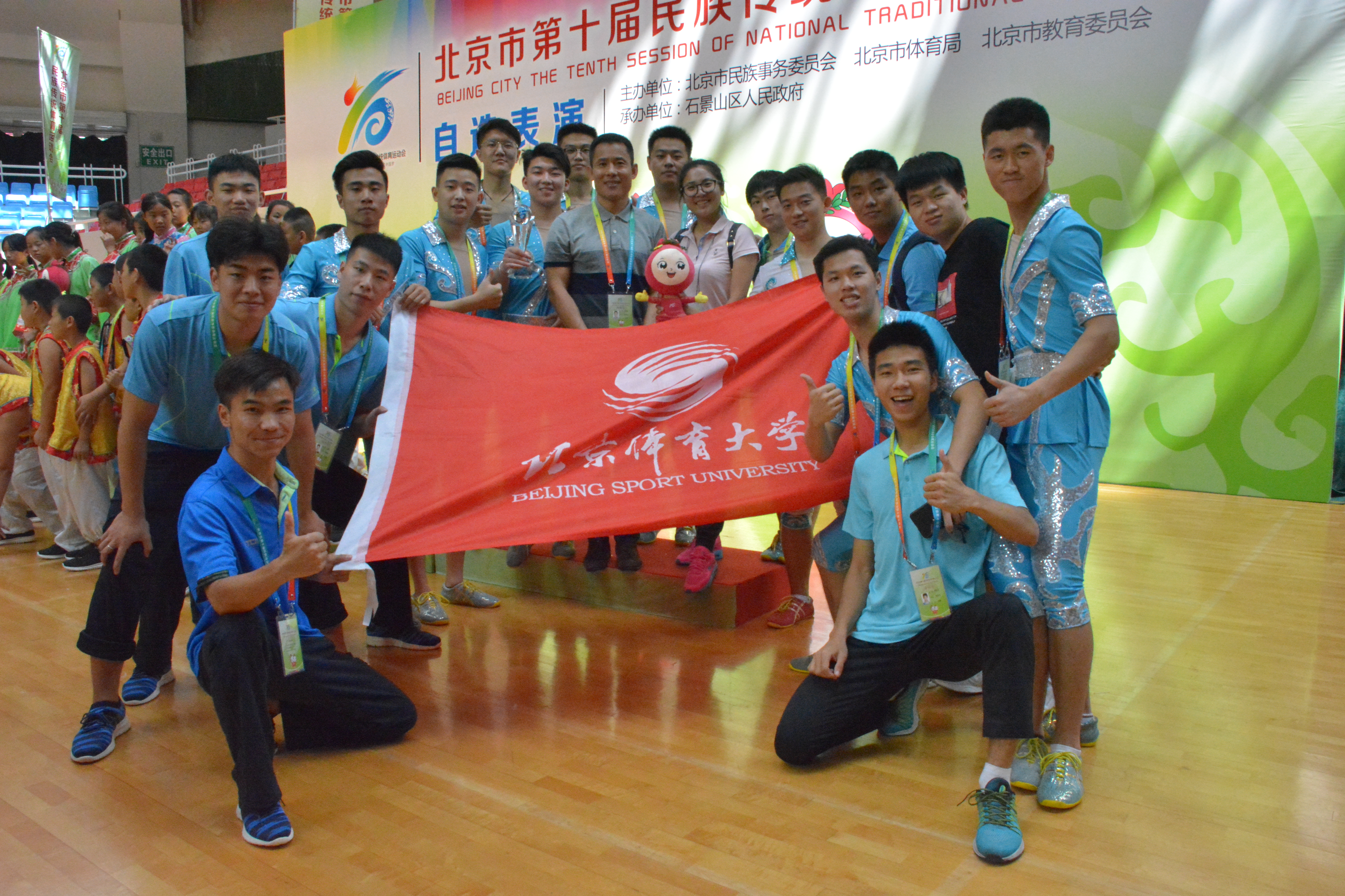 老哥俱乐部-老哥必备的交流社区