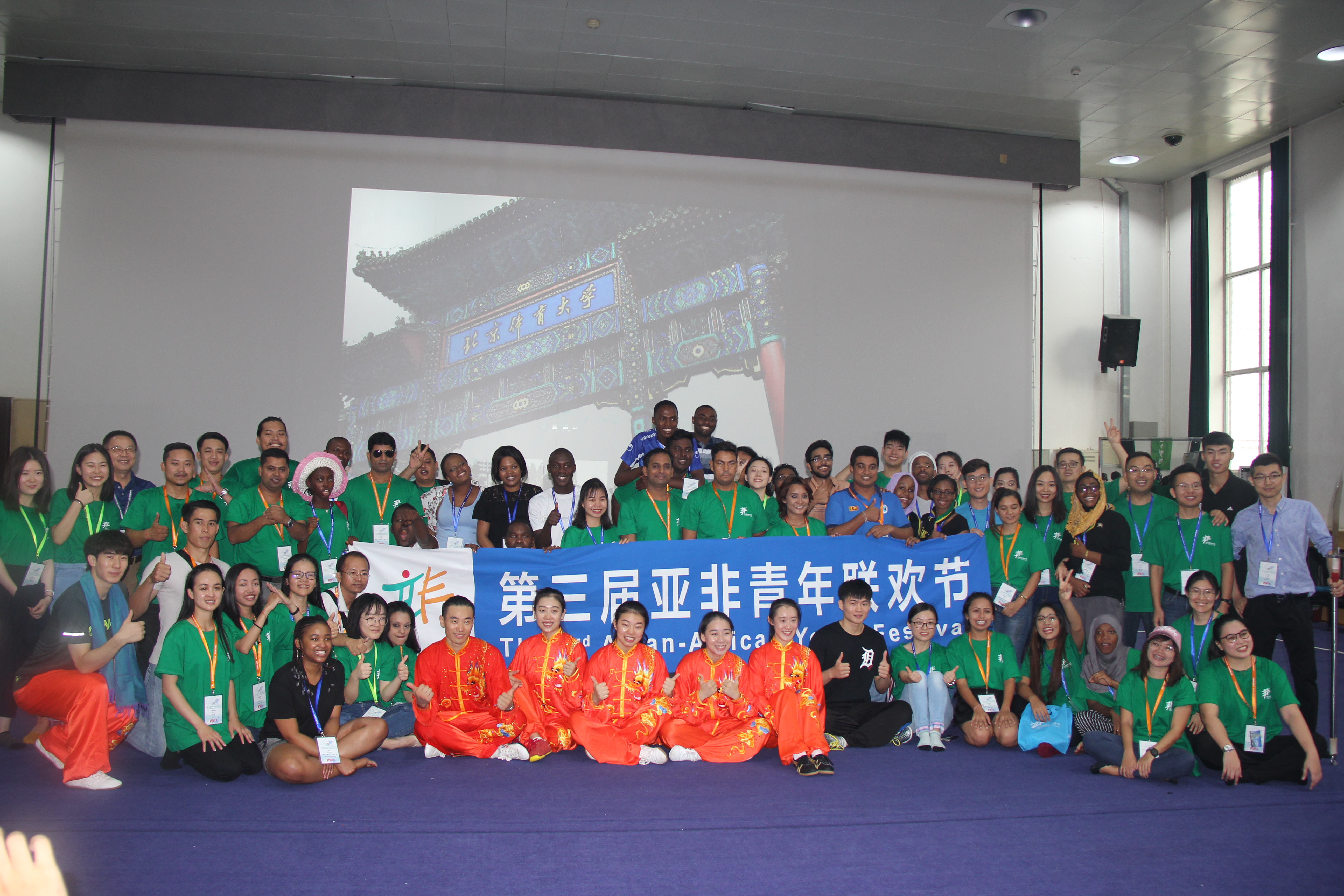 老哥俱乐部-老哥必备的交流社区