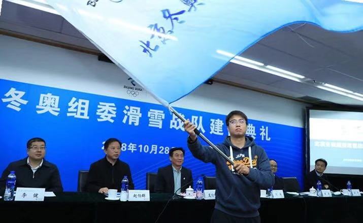 老哥俱乐部-老哥必备的交流社区