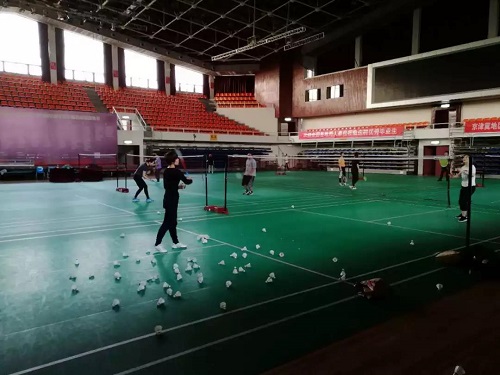 老哥俱乐部-老哥必备的交流社区