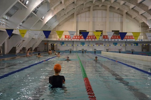 老哥俱乐部-老哥必备的交流社区