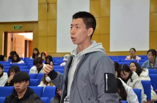 老哥俱乐部-老哥必备的交流社区