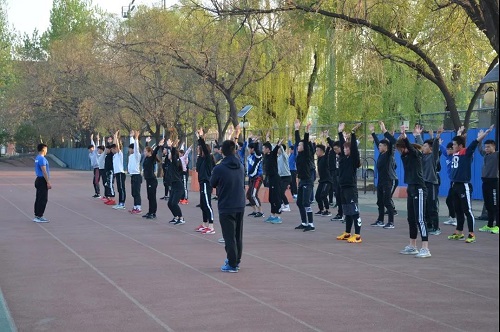 老哥俱乐部-老哥必备的交流社区