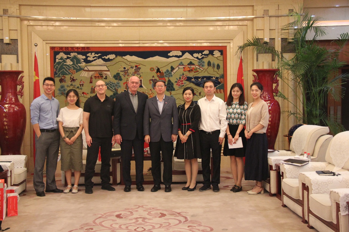 老哥俱乐部-老哥必备的交流社区