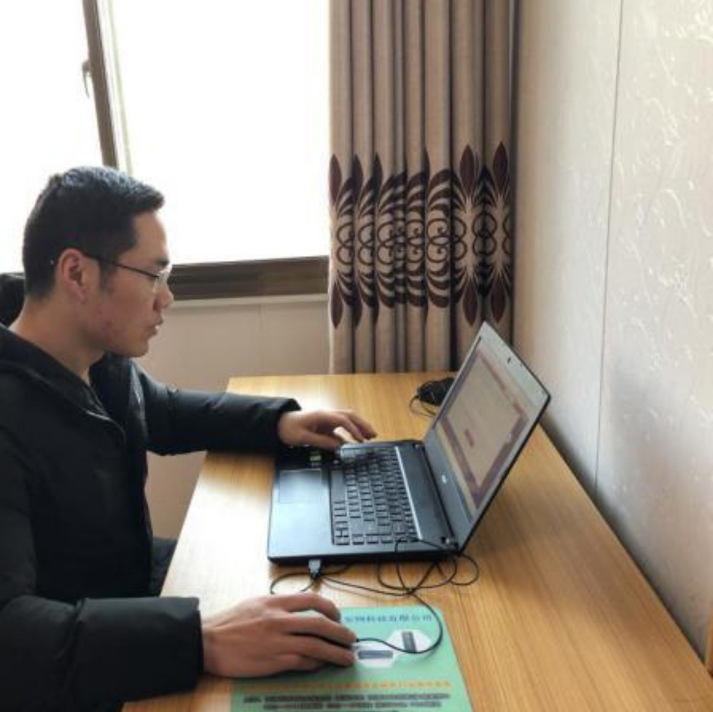 老哥俱乐部-老哥必备的交流社区