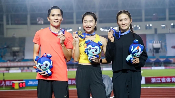 老哥俱乐部-老哥必备的交流社区