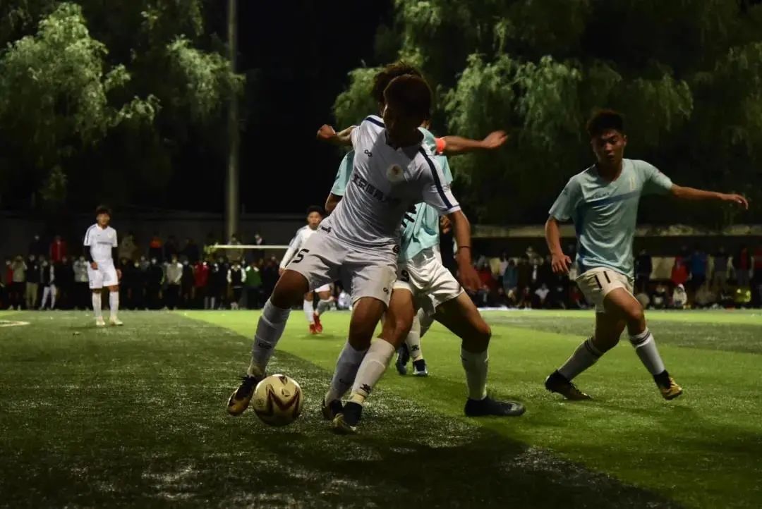 老哥俱乐部-老哥必备的交流社区