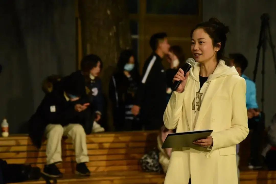 老哥俱乐部-老哥必备的交流社区