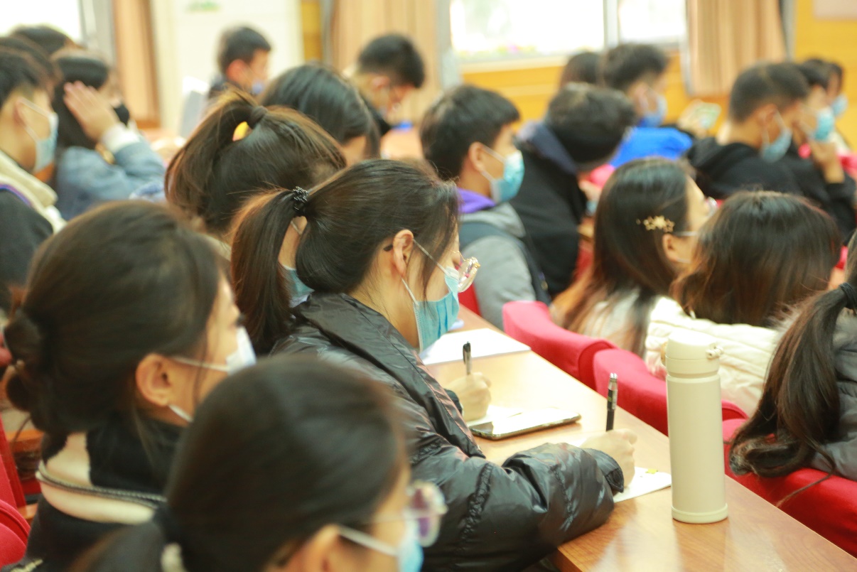 老哥俱乐部-老哥必备的交流社区