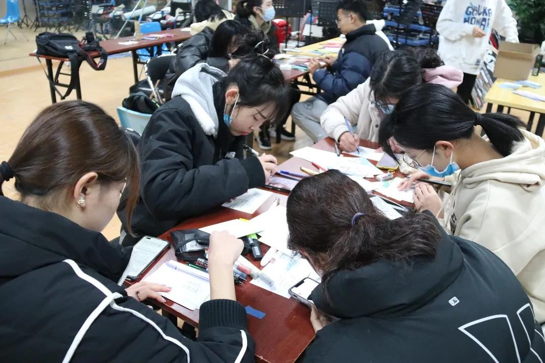 老哥俱乐部-老哥必备的交流社区