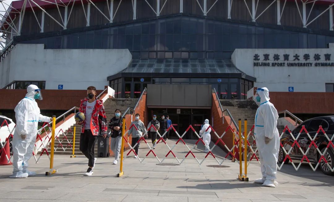 老哥俱乐部-老哥必备的交流社区