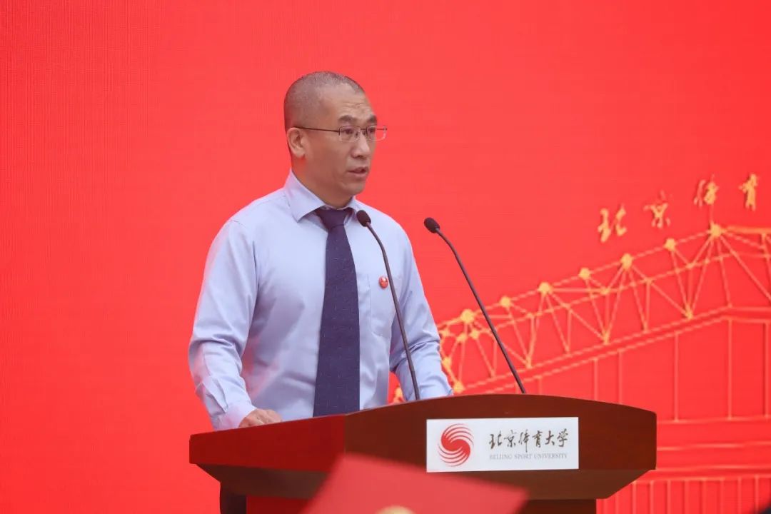 老哥俱乐部-老哥必备的交流社区