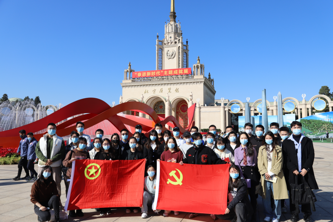 老哥俱乐部-老哥必备的交流社区