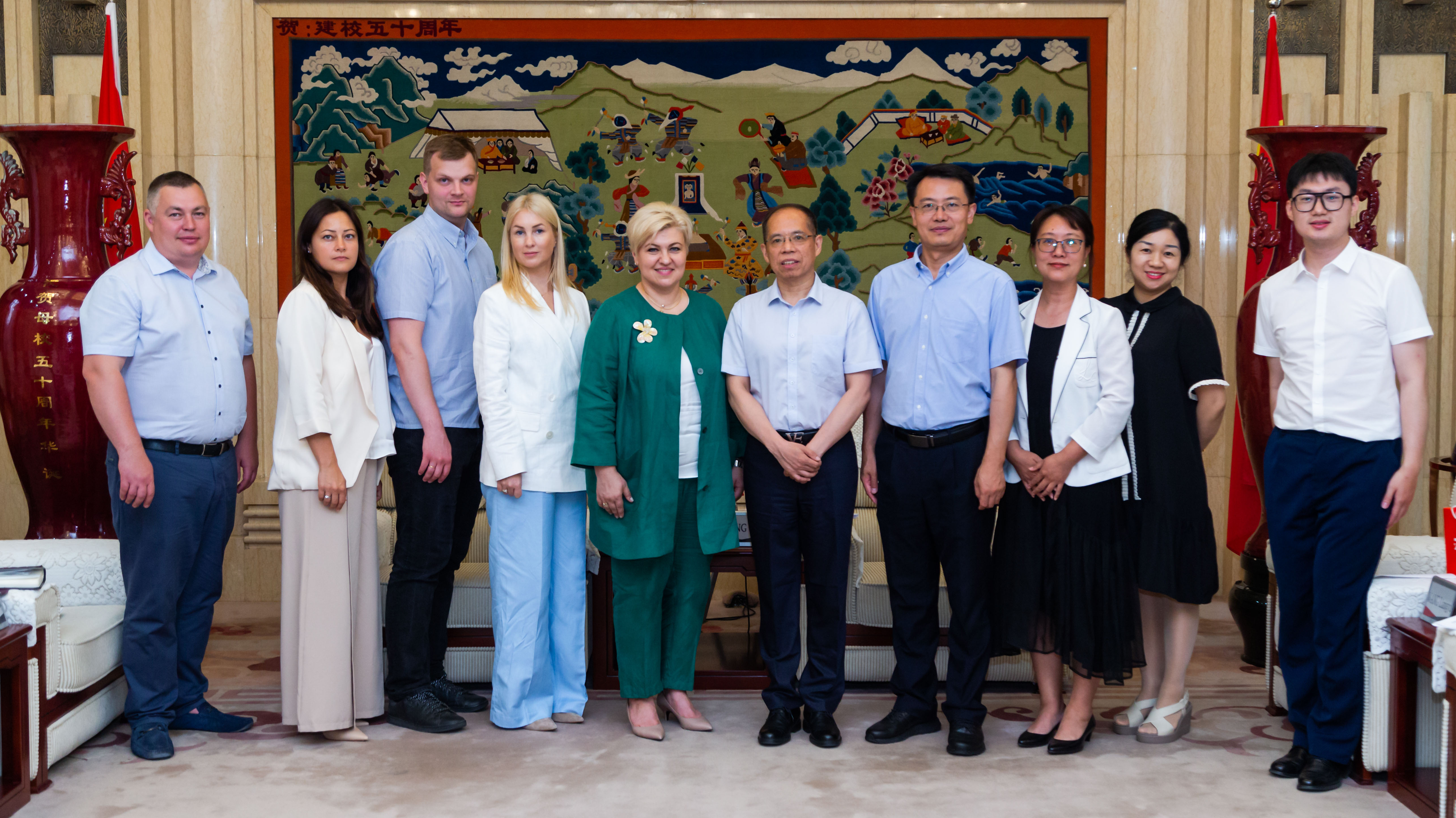 老哥俱乐部-老哥必备的交流社区