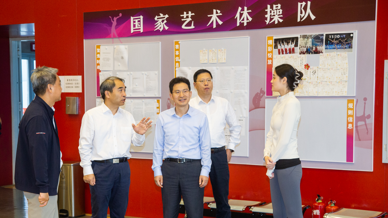 老哥俱乐部-老哥必备的互换社区