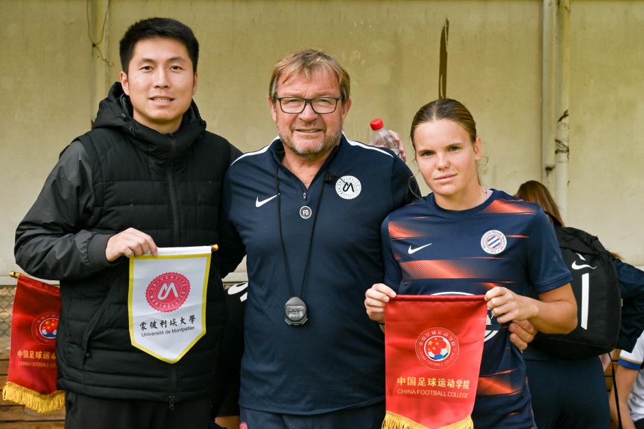 老哥俱乐部-老哥必备的互换社区