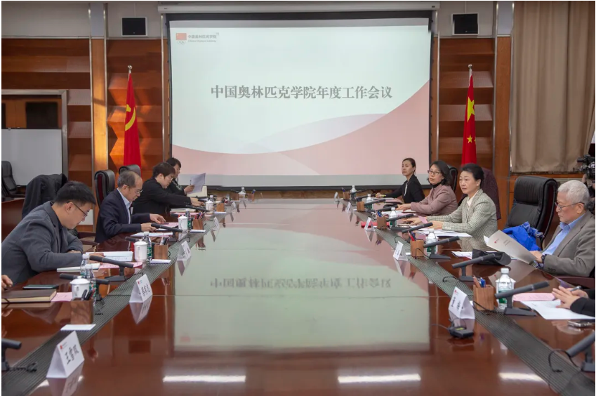 老哥俱乐部-老哥必备的互换社区