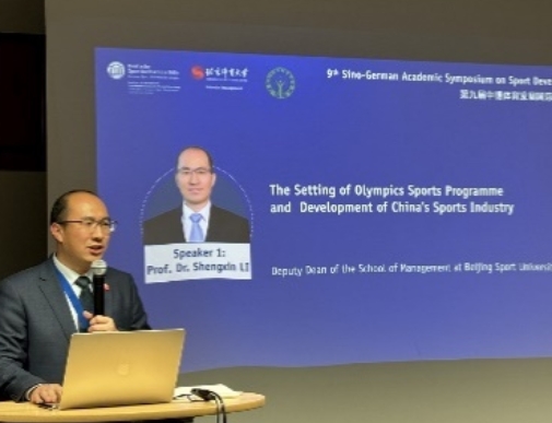 老哥俱乐部-老哥必备的互换社区