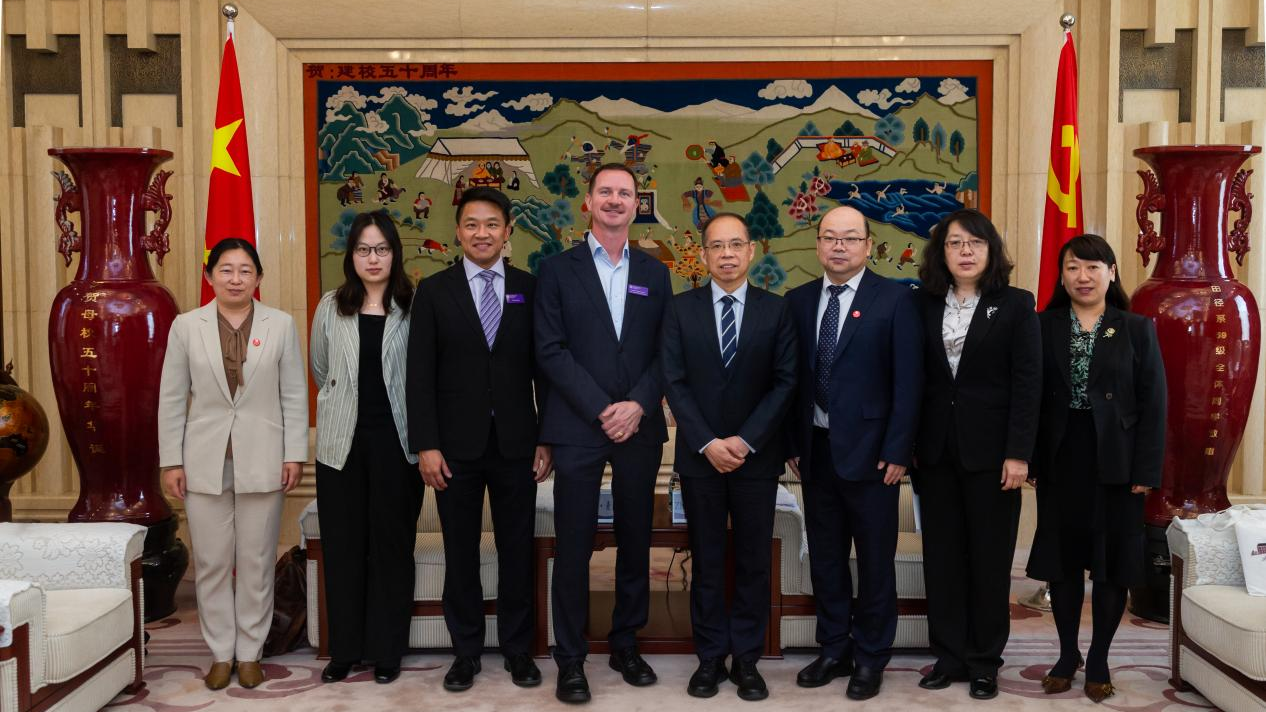 老哥俱乐部-老哥必备的互换社区