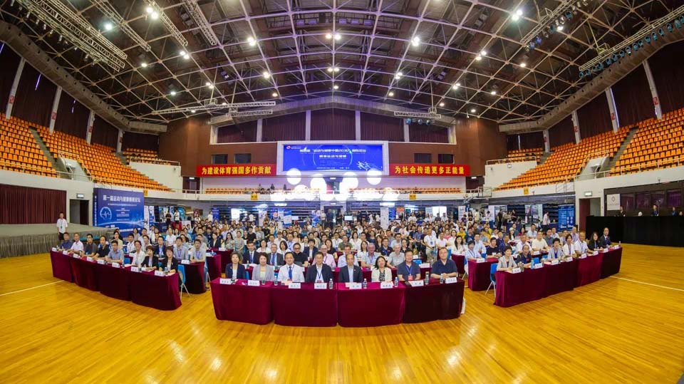 老哥俱乐部-老哥必备的互换社区