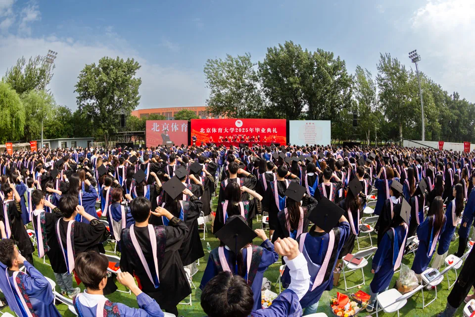 老哥俱乐部-老哥必备的互换社区