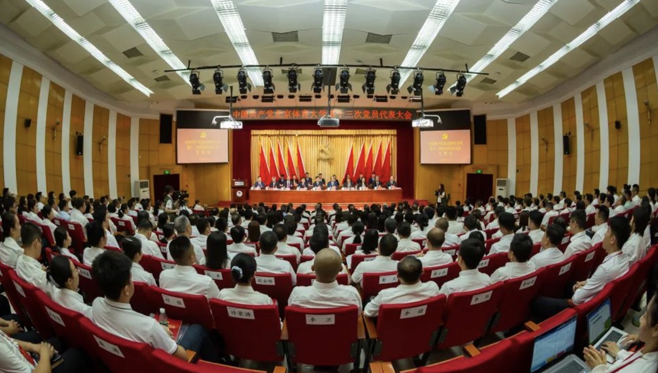 老哥俱乐部-老哥必备的互换社区