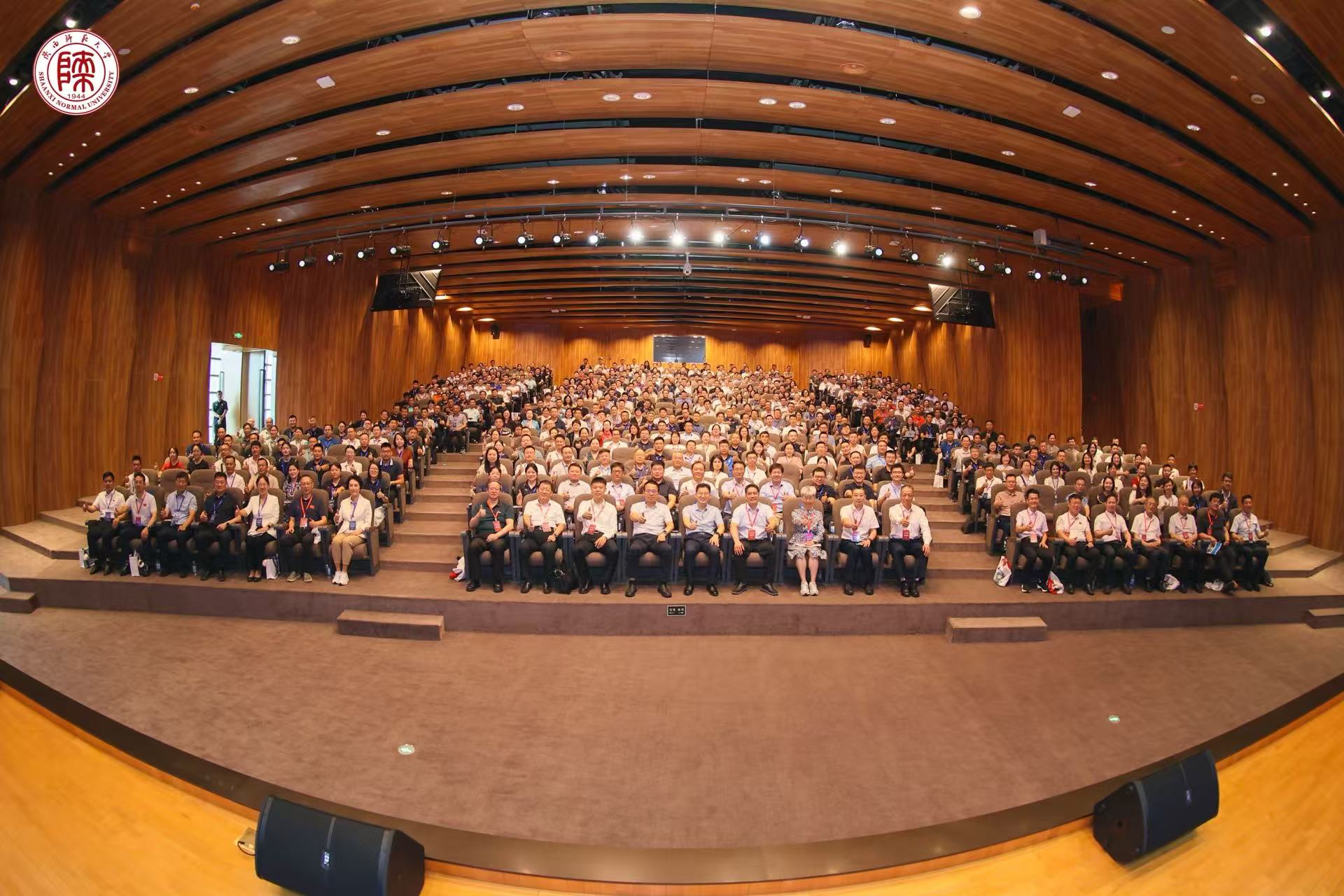 老哥俱乐部-老哥必备的互换社区