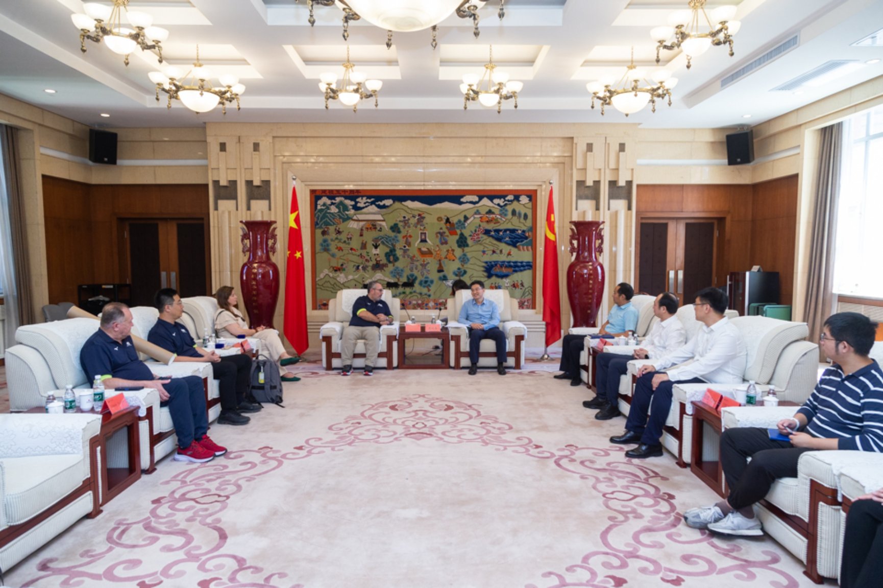 老哥俱乐部-老哥必备的互换社区