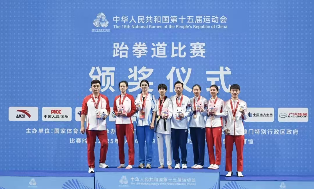 老哥俱乐部-老哥必备的互换社区