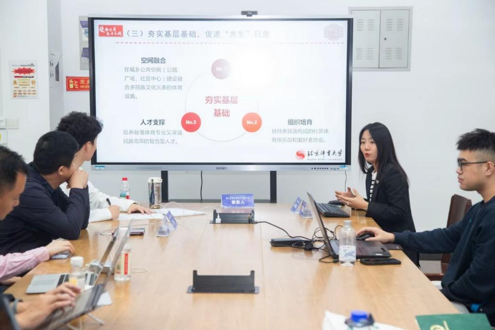 老哥俱乐部-老哥必备的互换社区