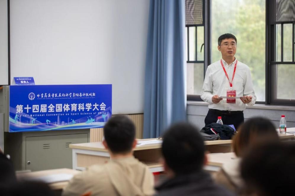 老哥俱乐部-老哥必备的互换社区