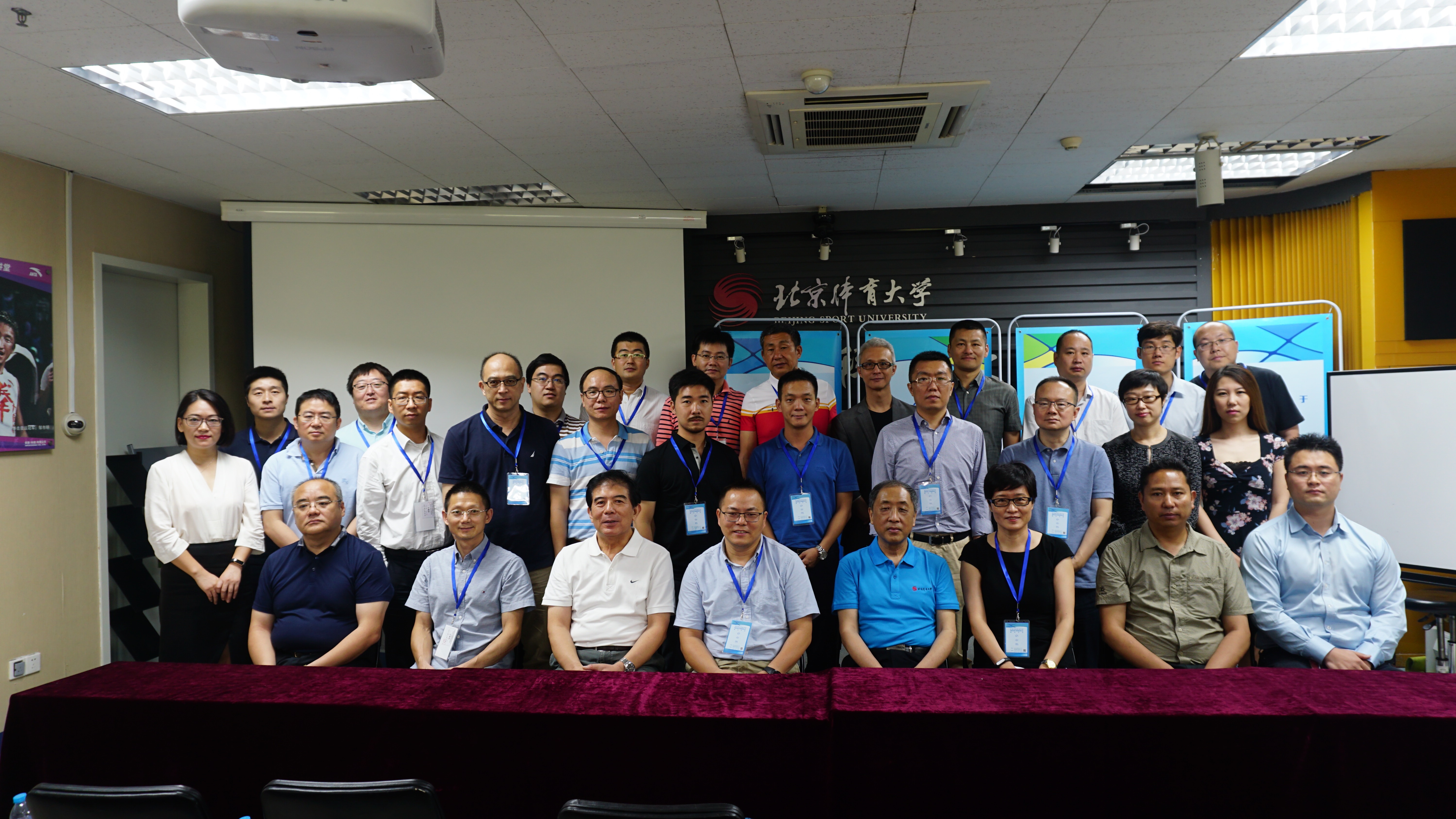 老哥俱乐部-老哥必备的交流社区